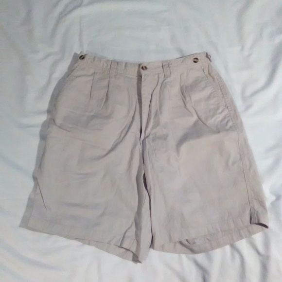 GO BARE FOOT men's Khaki shorts Waist 36 - Picture 1 of 5